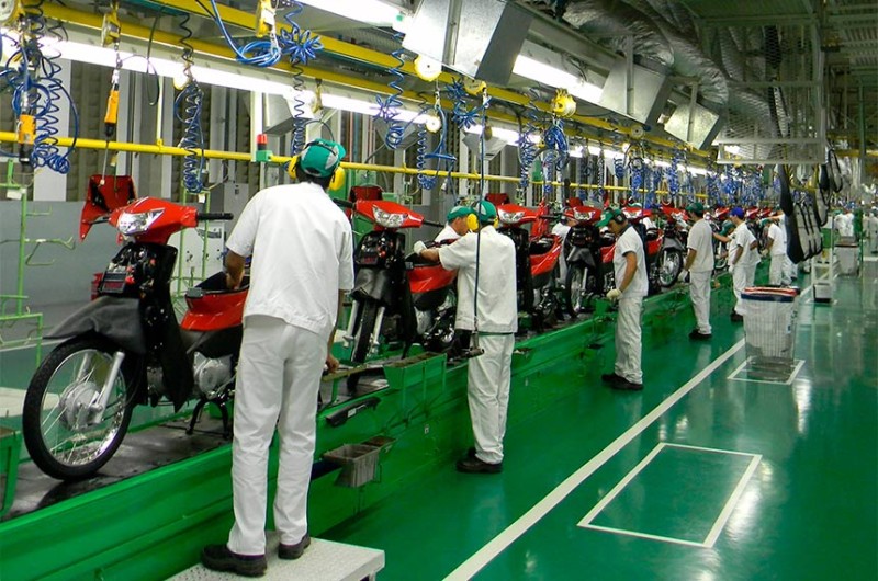 A Zona Franca de Manaus tem incentivos fiscais garantidos na Constituição - mundomoto