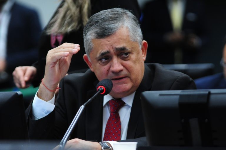 Deputado José Guimarães, autor da proposta - (Foto: Billy Boss/Câmara dos Deputados)