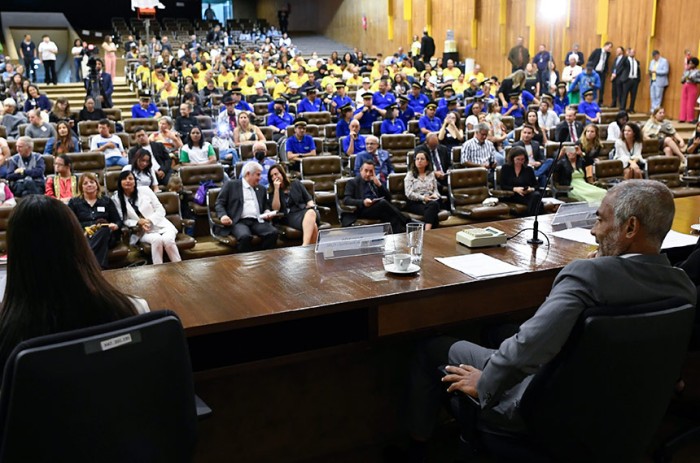 Evento no Auditório Petrônio Portella incluiu várias manifestações culturais; exposições no Senado vão até o dia 24 - Geraldo Magela/Agência Senado