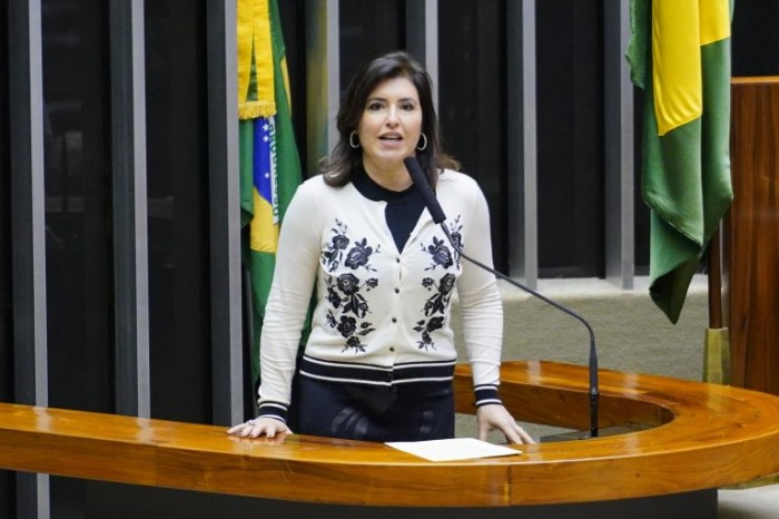 Grupo da reforma tributária reunido - (Foto: Bruno Spada/Câmara dos Deputados)