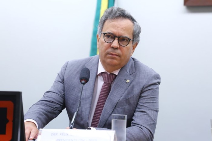 Mendonça Júnior, autor do requerimento para a realização do debate - (Foto: Vinicius Loures/Câmara dos Deputados)