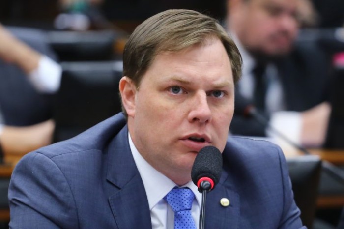 Deputado Lucas Redecker, relator do projeto de lei na CCJ - (Foto: VInicius Loures / Câmara dos Deputados)