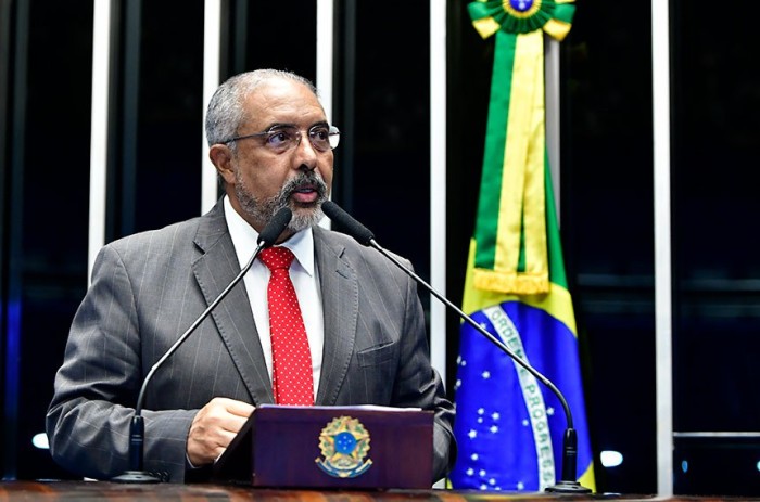 Preço menor terá impacto direto no dia a dia do povo, com menor custo de vida, sustenta senador - Foto: Waldemir Barreto/Agência Senado