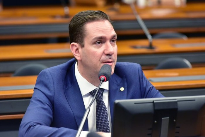 Deputado Eduardo Bismarck, relator do projeto de lei na CCJ - (Foto: Zeca Ribeiro / Câmara dos Deputados)