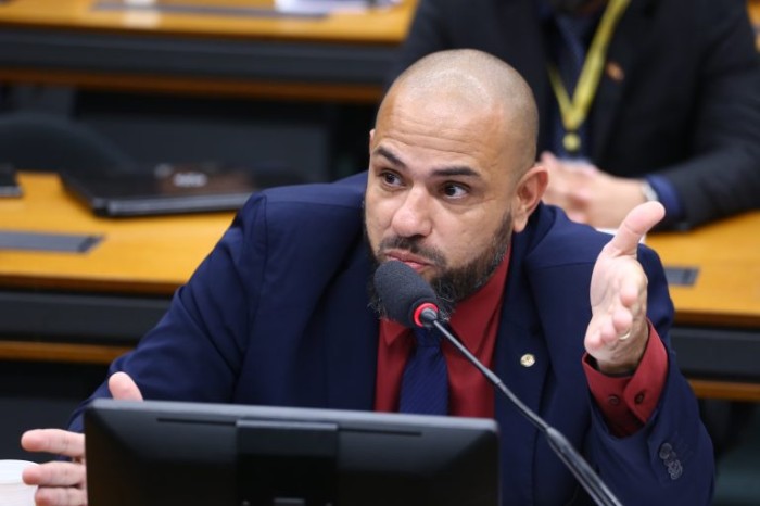 Sargento Portugal incluiu doenças raras e visão monocular no texto aprovado - (Foto: Vinicius Loures/Câmara dos Deputados)