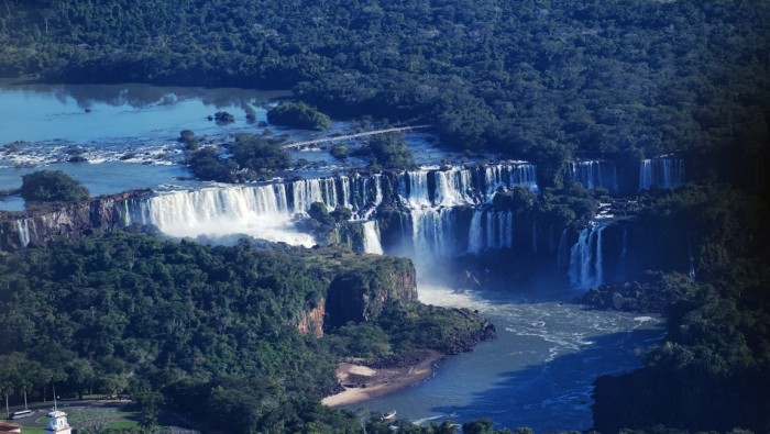 Foz do Iguaçu (PR) é uma das selecionadas. Na foto: Cataratas do Iguaçu. Crédito: Roberto Castro/Ascom MTur