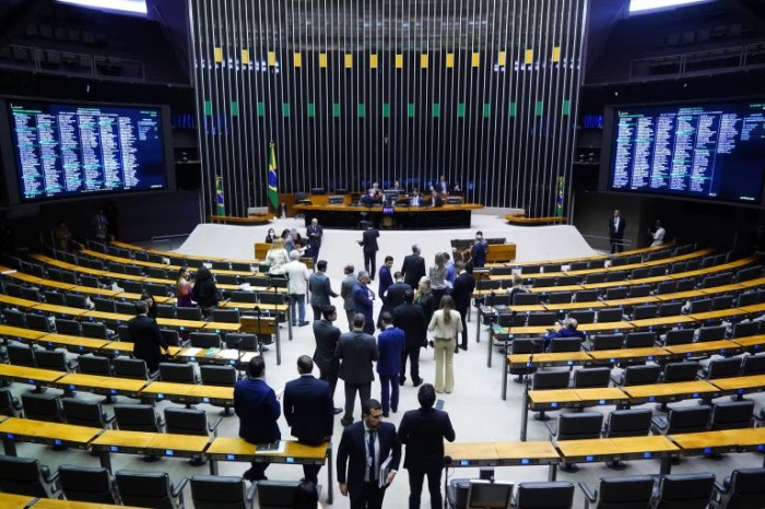 Sessão do Plenário da Câmara dos Deputados - (Foto: Pablo Valadares/Câmara dos Deputados)