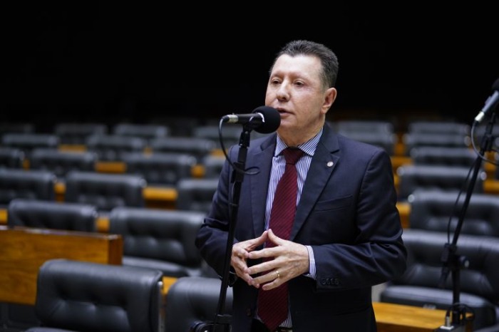 O autor da proposta, deputado José Nelto - (Foto: Pablo Valadares/Câmara dos Deputados)