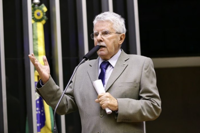 O autor da proposta, deputado Luiz Antonio Corrêa - (Foto: Michel Jesus/ Câmara dos Deputados)