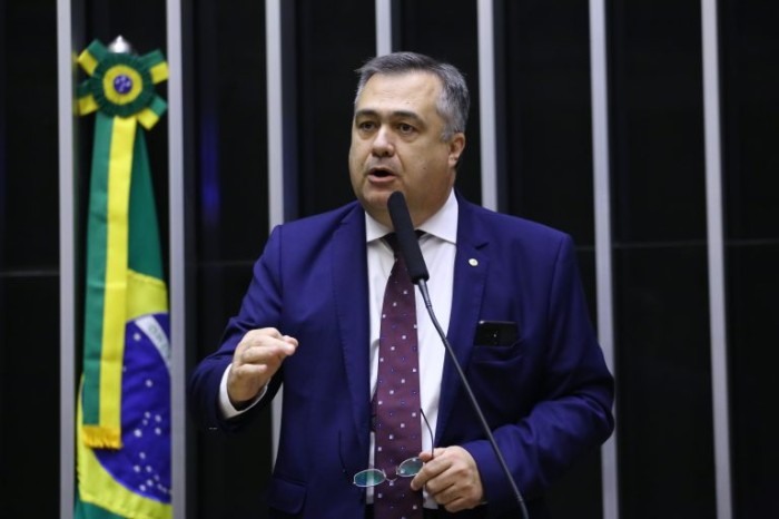 Beto Preto quer evitar que as finanças do fiador sejam arruinadas - (Foto: Vinicius Loures/Câmara dos Deputados)