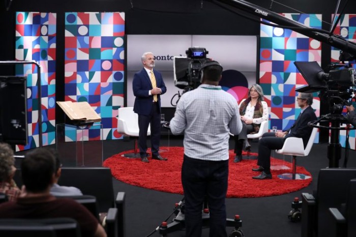 Gravação de um episódio do programa Ponto de Vista - (Foto: Bruno Spada/Câmara dos Deputados)