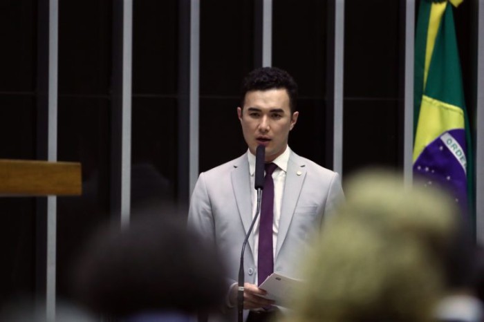 Aihara pretende ajustar punições da Lei Antidrogas no Código Penal Militar - (Foto: Bruno Spada/Câmara dos Deputados)