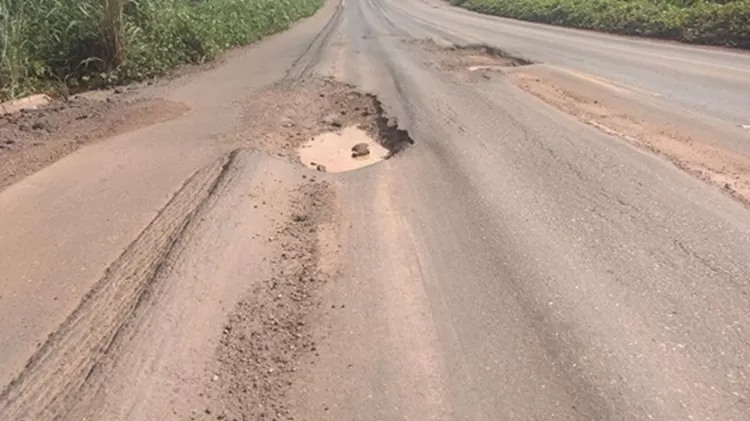 Rodovia PA-150 em estado crítico: buracos multiplicam acidentes e vítimas