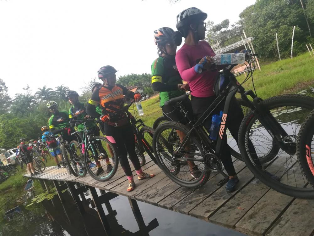 Passeio ciclístico em Acará (foto: R3 Comunicações)